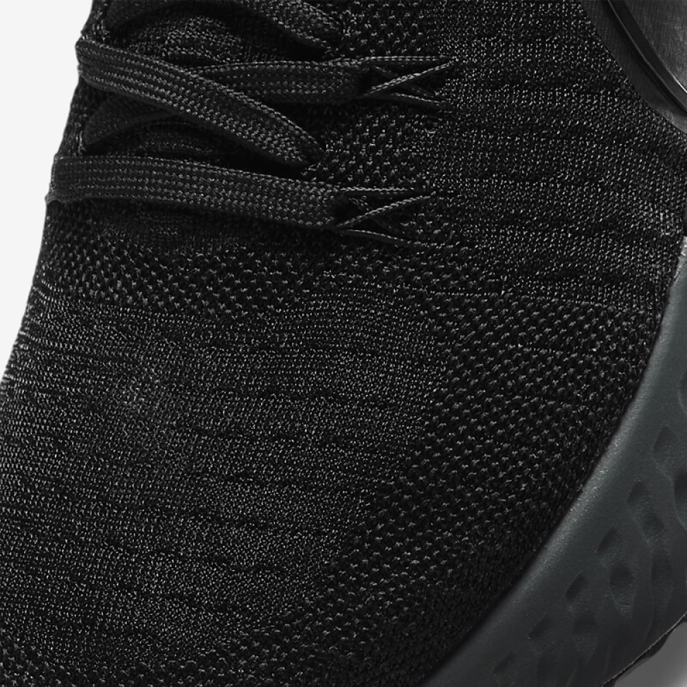 Sneaker Nike React Infinity Run Flyknit 2 CT2357-003 Μαύρο