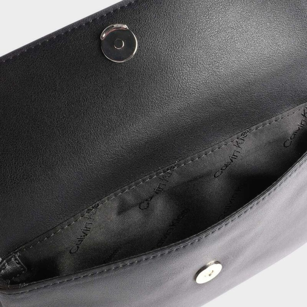 Τσάντα Ώμου Calvin Klein K60K609620-BAX Μαύρο