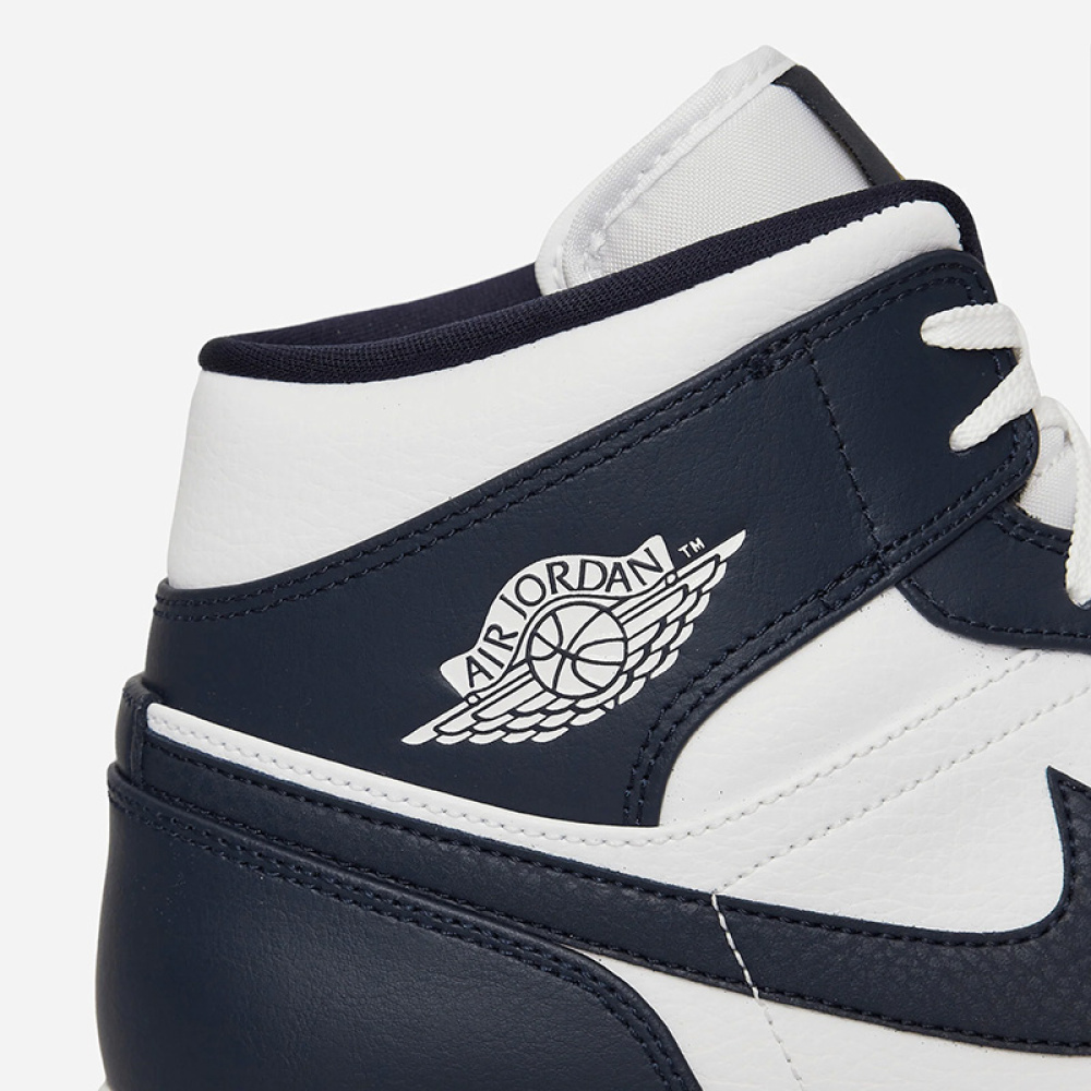 Sneakers Nike Air Jordan 1 Mid 554724-174 Άσπρο Μπλε