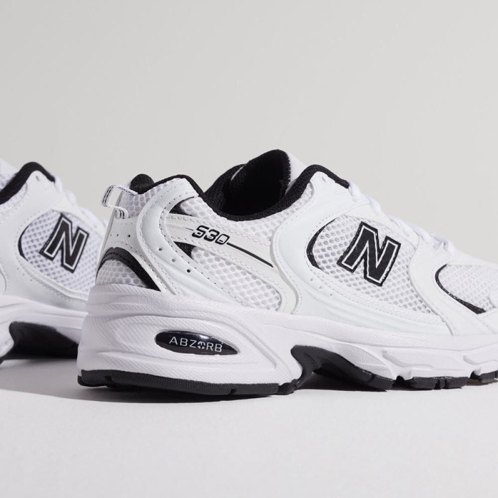 Sneaker New Balance 530 MR530EWB Άσπρο
